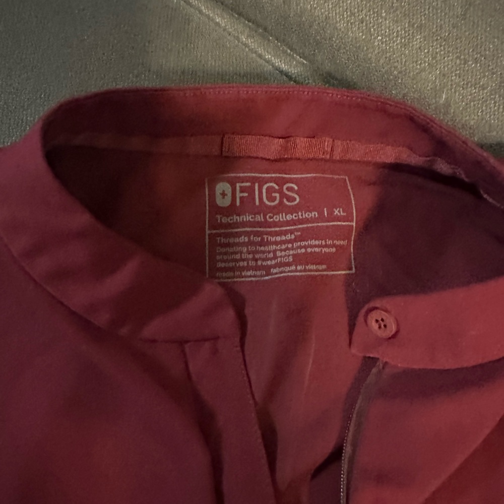 Both sizes XL. Color wine. Scrub shirt type montex and pant type Isabel